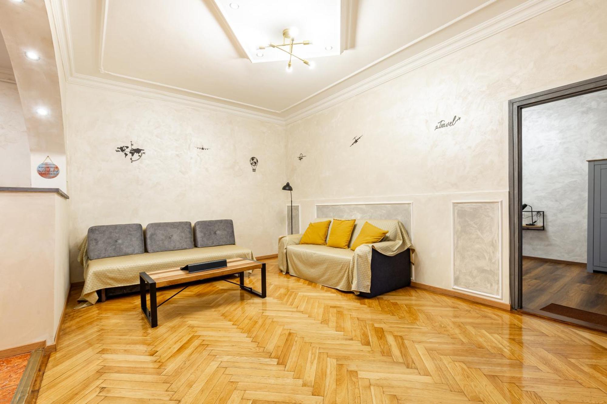 Appartement Mari&Emi Flat In Corvin à Budapest Extérieur photo