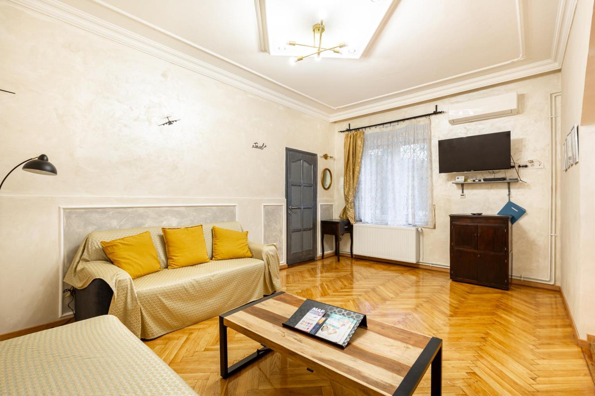 Appartement Mari&Emi Flat In Corvin à Budapest Extérieur photo